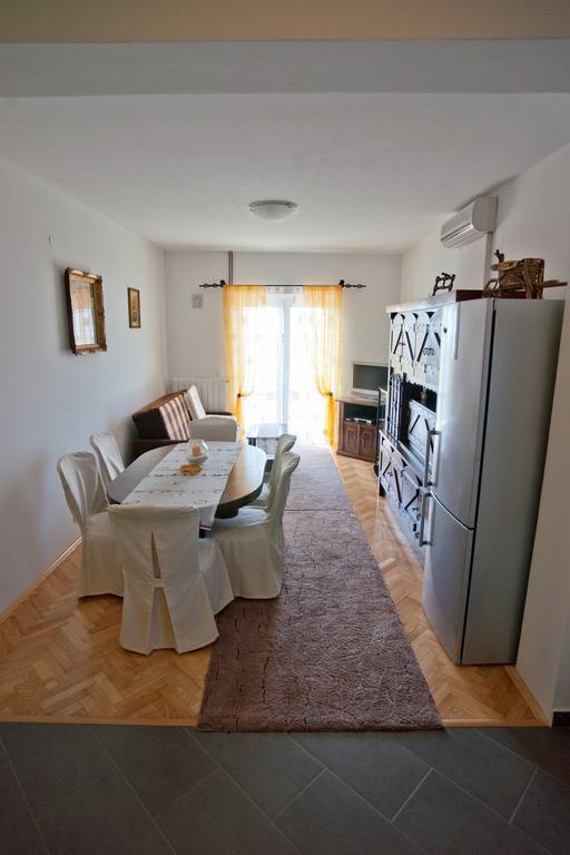 Apartments Marinic Primošten Cameră foto