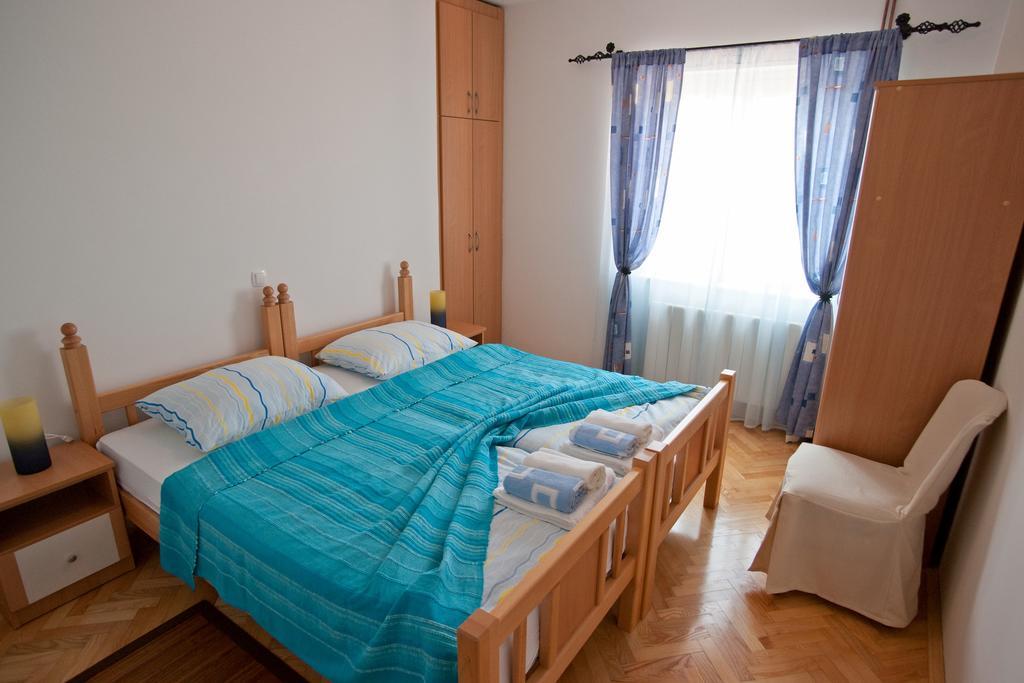 Apartments Marinic Primošten Cameră foto