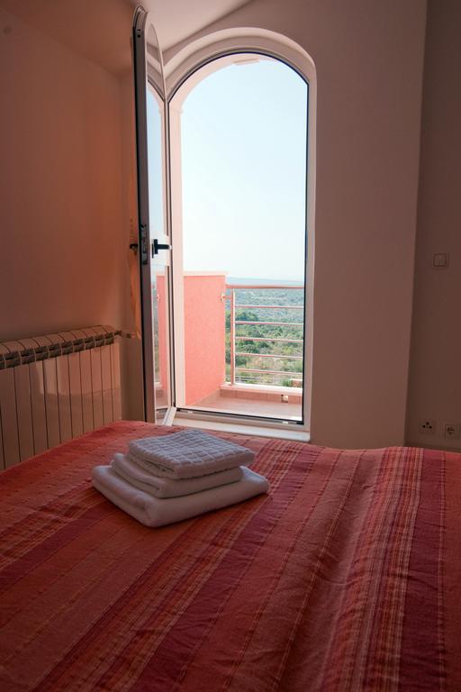 Apartments Marinic Primošten Cameră foto