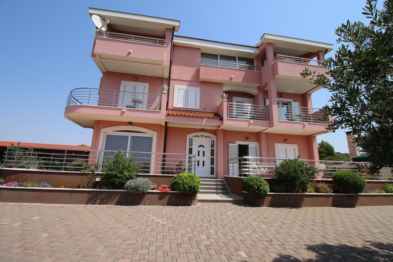 Apartments Marinic Primošten Exterior foto